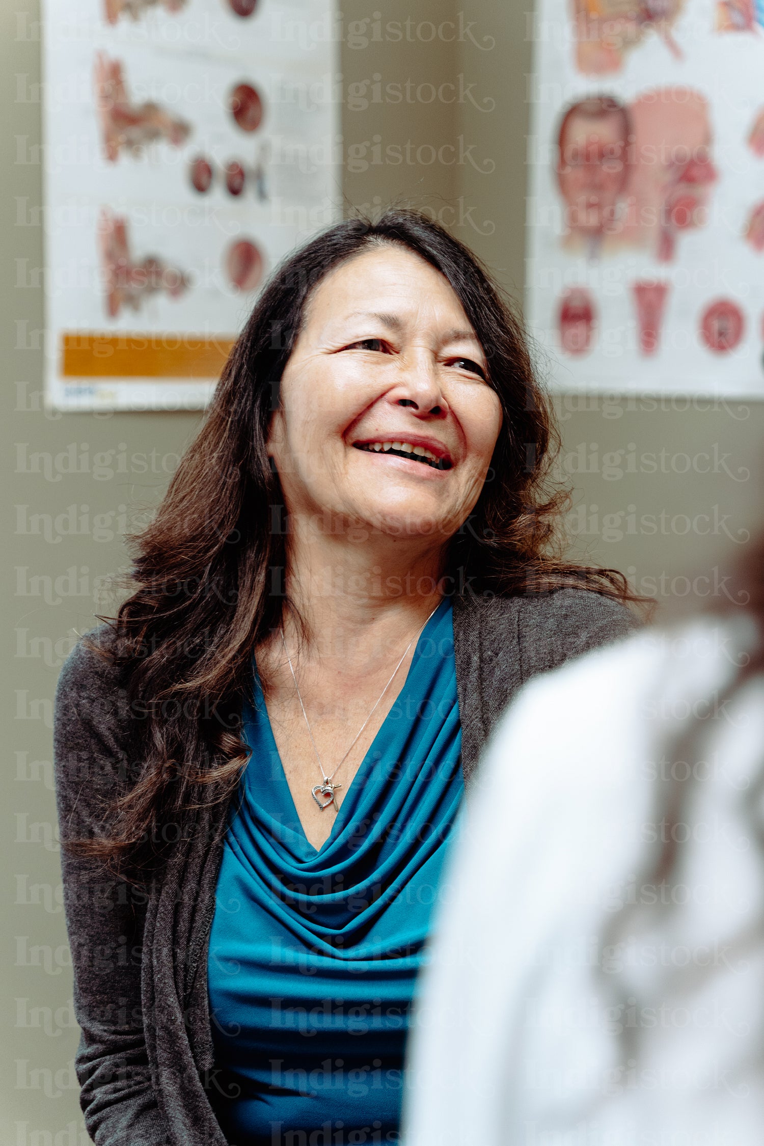 Indigenous woman visiting the doctor